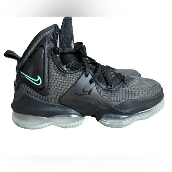 Nike Other - Nike Lebron 19 Black Anthracite Green Glow sneaker size men’s 8